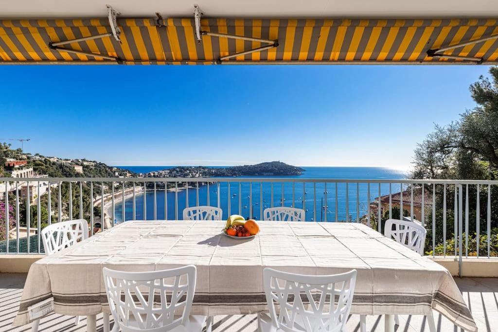 Villefranche Sur Mer:Appartement-villa, Vue mer, jardin, parking. Buitenkant foto